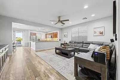 1113 W Stephanie Lane, San Tan Valley, AZ 85143 - Photo 9