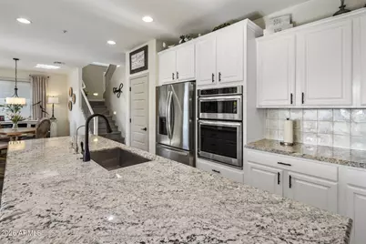 5386 S Mariposa Drive, Gilbert, AZ 85298 - Photo 11