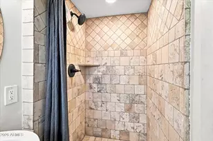 1402 E Colter St, Phoenix, AZ 85014 - Photo 33