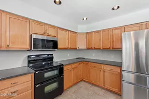4827 W Commonwealth Pl, Chandler, AZ 85226 - Photo 5