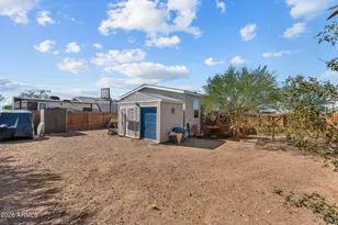 512 W Claessens Dr, Morristown, AZ 85342 - Photo 23