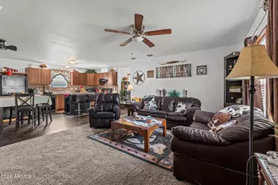 512 W Claessens Drive, Morristown, AZ 85342 - Photo 9