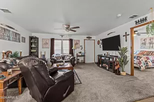 512 W Claessens Dr, Morristown, AZ 85342 - Photo 11