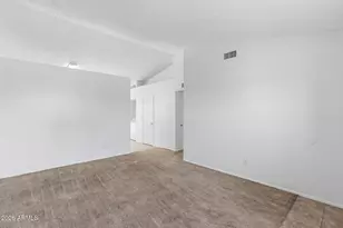 8520 W Palm Ln, Phoenix, AZ 85037 - Photo 5