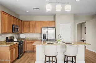 41105 N Prestancia Dr, Phoenix, AZ 85086 - Photo 17