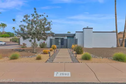 2502 E North Lane, Phoenix, AZ 85028 - Photo 1