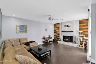 2502 E North Ln, Phoenix, AZ 85028 - Photo 5
