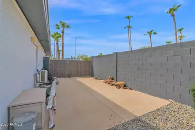 2502 E North Lane, Phoenix, AZ 85028 - Photo 37