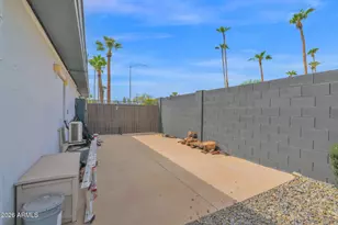 2502 E North Ln, Phoenix, AZ 85028 - Photo 37