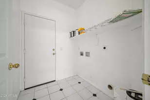 451 W Mendoza Cir, Mesa, AZ 85210 - Photo 23
