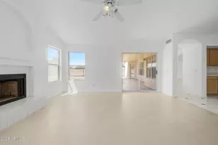 451 W Mendoza Cir, Mesa, AZ 85210 - Photo 9