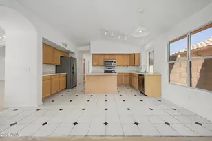 451 W Mendoza Cir, Mesa, AZ 85210 - Photo 11