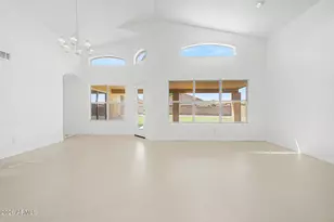 451 W Mendoza Cir, Mesa, AZ 85210 - Photo 3