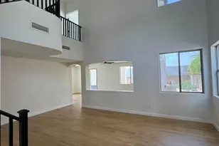 16647 W Saguaro Ln, Surprise, AZ 85388 - Photo 5