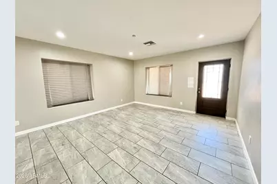 5211 N 8th Place, Phoenix, AZ 85014 - Photo 3