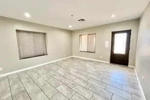 5211 N 8th Pl, Phoenix, AZ 85014 - Photo 3