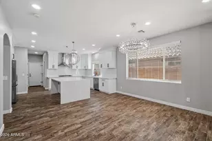 23306 N 40th Pl, Phoenix, AZ 85050 - Photo 15