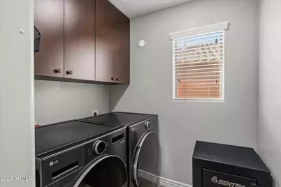 23306 N 40th Place, Phoenix, AZ 85050 - Photo 33
