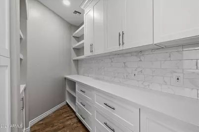 23306 N 40th Place, Phoenix, AZ 85050 - Photo 21