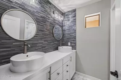 23306 N 40th Place, Phoenix, AZ 85050 - Photo 31