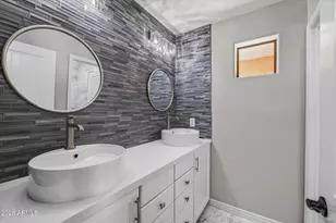 23306 N 40th Pl, Phoenix, AZ 85050 - Photo 31