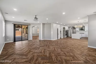 23306 N 40th Place, Phoenix, AZ 85050 - Photo 13