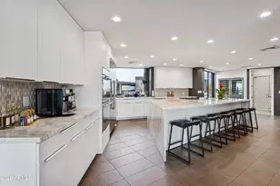 2106 E Kaler Dr, Phoenix, AZ 85016 - Photo 17