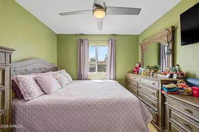 2529 N 40th Avenue, Phoenix, AZ 85009 - Photo 17