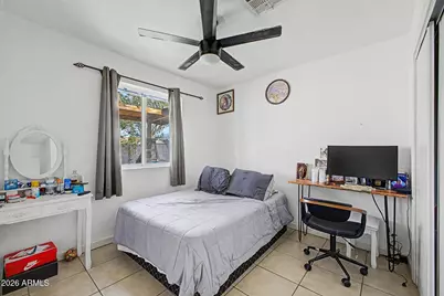 2529 N 40th Avenue, Phoenix, AZ 85009 - Photo 13