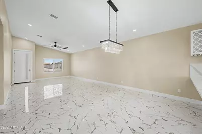 9889 W Heather Drive, Arizona City, AZ 85123 - Photo 11