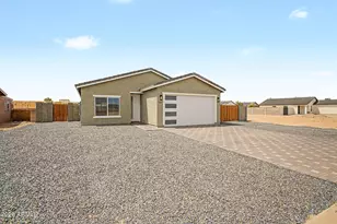 9889 W Heather Dr, Arizona City, AZ 85123 - Photo 3