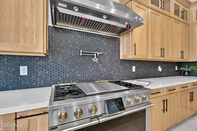 11681 N 170th Lane, Surprise, AZ 85388 - Photo 7