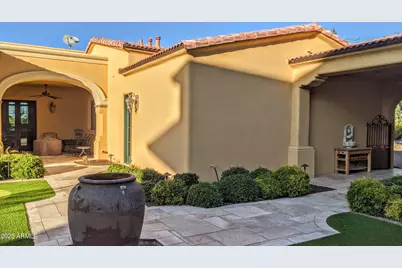 4836 E White Gates Drive, Phoenix, AZ 85018 - Photo 53