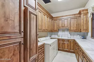 4836 E White Gates Dr, Phoenix, AZ 85018 - Photo 67