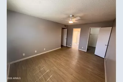 6527 N 67th Avenue #102, Glendale, AZ 85301 - Photo 13