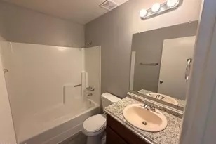 6527 N 67th Ave, Glendale, AZ 85301 - Photo 11