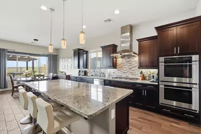 9998 W White Feather Lane, Peoria, AZ 85383 - Photo 11