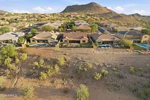 9998 W White Feather Ln, Peoria, AZ 85383 - Photo 3