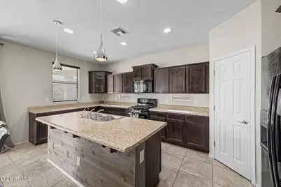 10903 E Quade Avenue, Mesa, AZ 85212 - Photo 9