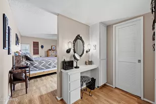 9701 W Briarwood Cir N, Sun City, AZ 85351 - Photo 11