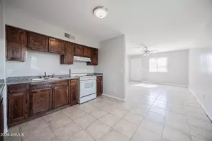 300 E Broadway Rd, Phoenix, AZ 85040 - Photo 9