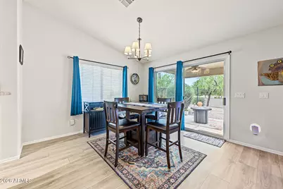137 S Hancock Trail, Casa Grande, AZ 85194 - Photo 5