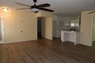 10437 W Cheryl Dr, Sun City, AZ 85351 - Photo 3