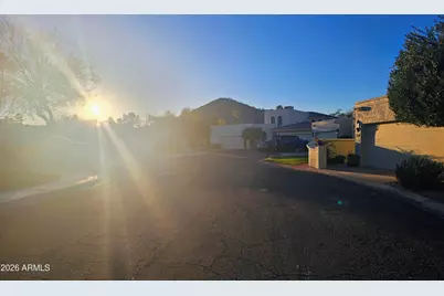 4732 E Euclid Avenue, Phoenix, AZ 85044 - Photo 35