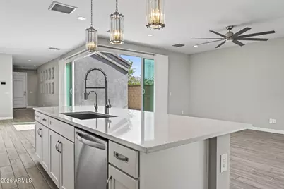 2004 E Park View Lane, Phoenix, AZ 85024 - Photo 11