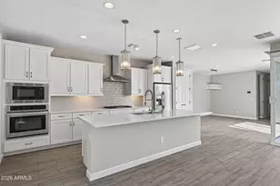 2004 E Park View Ln, Phoenix, AZ 85024 - Photo 5