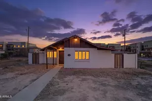 1430 E Adams St, Phoenix, AZ 85034 - Photo 1