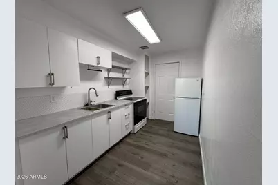 1320 N 48th Place #2, Phoenix, AZ 85008 - Photo 1