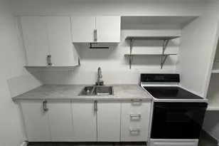 1320 N 48th Pl, Phoenix, AZ 85008 - Photo 7