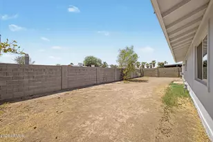 3529 W Acapulco Ln, Phoenix, AZ 85053 - Photo 27